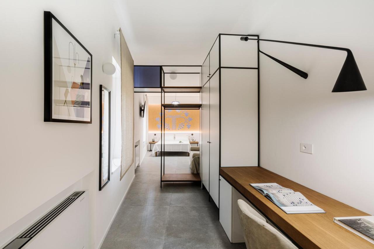 Temporas Design Rooms กาญารี ภายนอก รูปภาพ